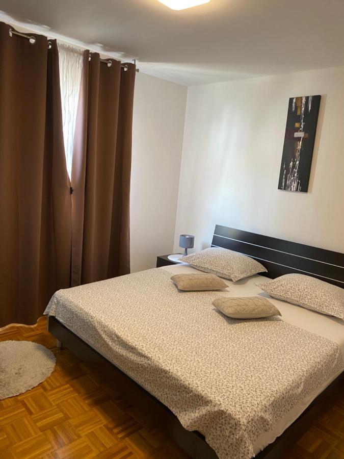 Apartment Miana Trogir Exterior photo